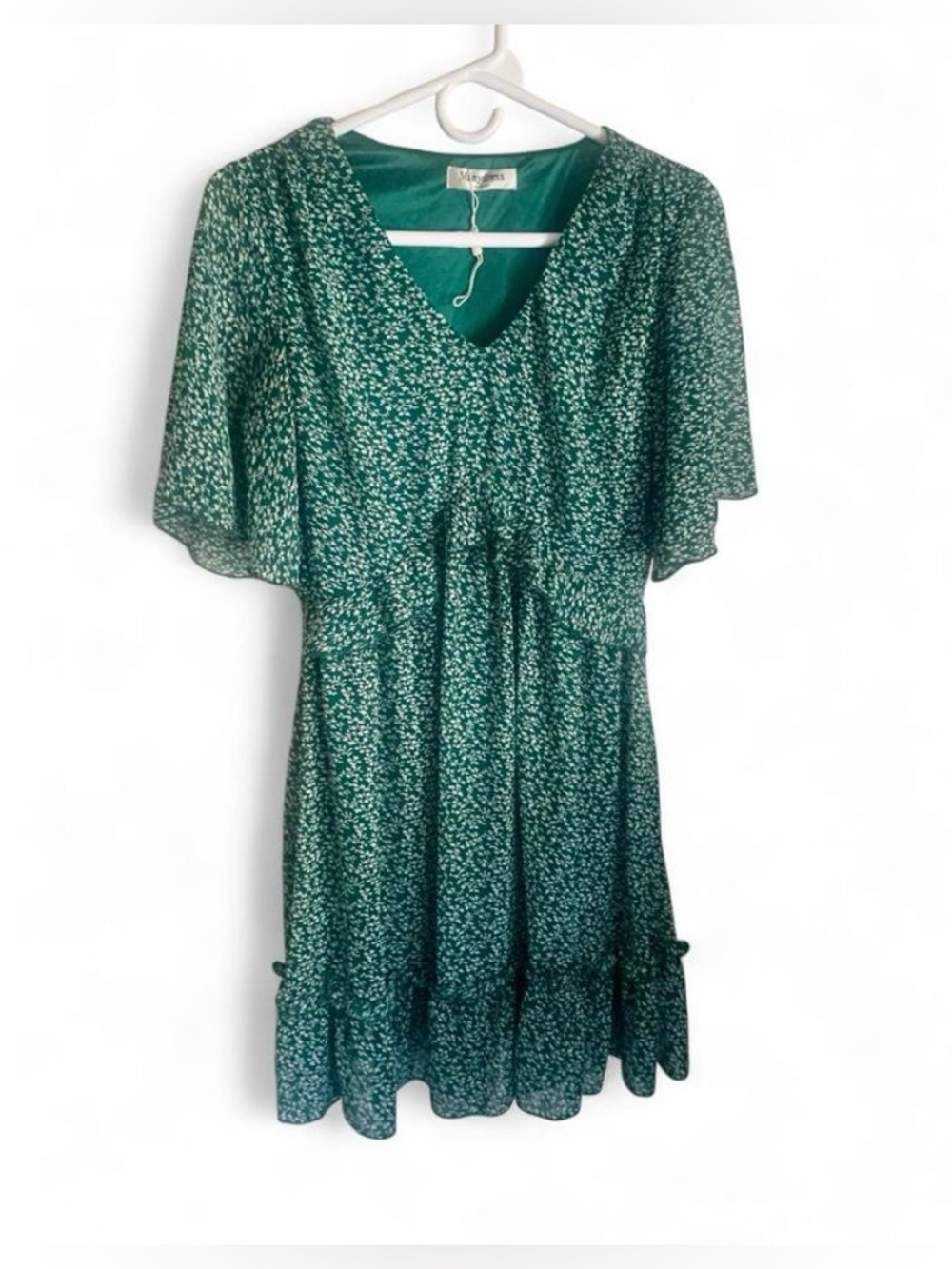 Manydress green ditsy floral print dress V-neckline tiered ruffle size small
